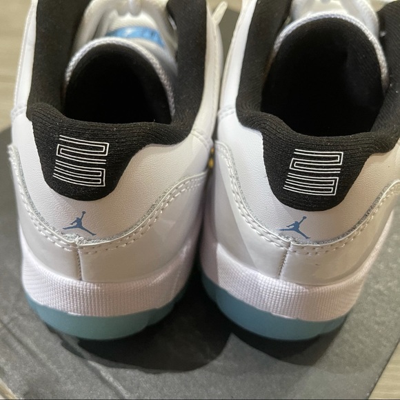 🧊Air Jordan 11 Retro Low PS 2Y Legend Blue - Picture 7 of 8